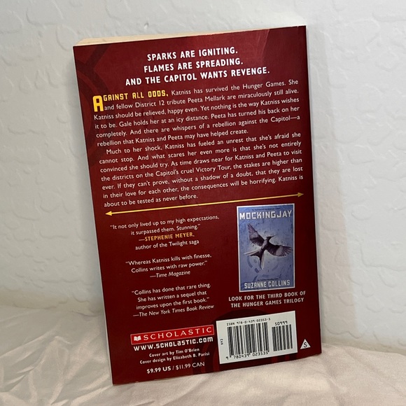 Catching Fire - Hunger Games Series - Picture 5 of 5